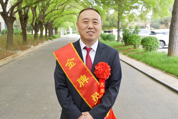 bc1687808c5b4142aeceeac62cf9ffe8.jpg
